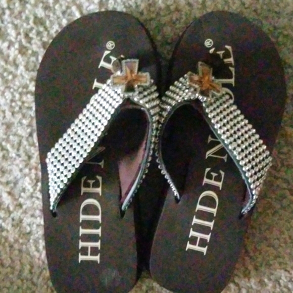 Thong wedge sandals - Picture 2 of 4